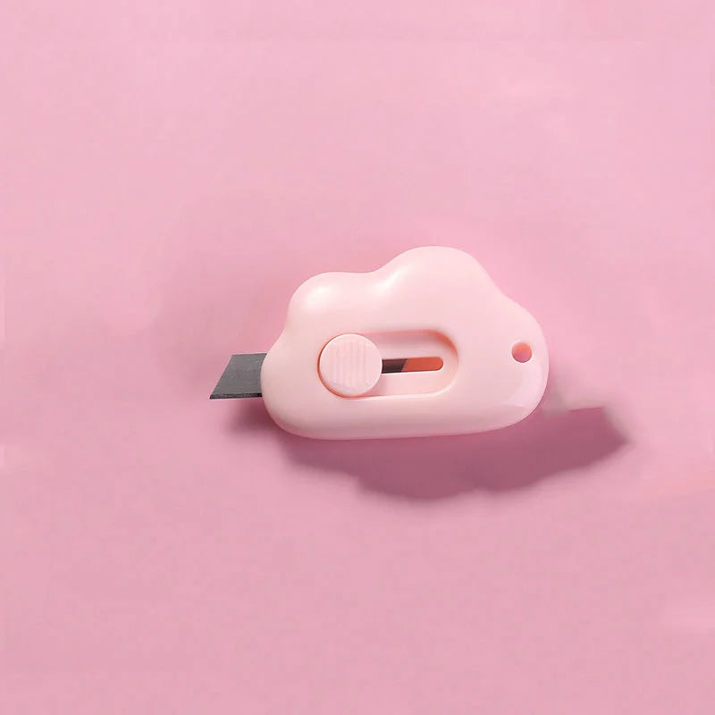 Mini Cloud Pocket Knife – Cute & Sharp Utility Cutter ☁️🔪